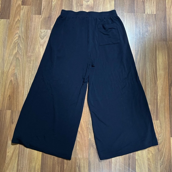 Bleusalt The Coulotte Pant Black Size 2 Wide Leg Lounge Chic Pockets Preppy Boho - Picture 3 of 5